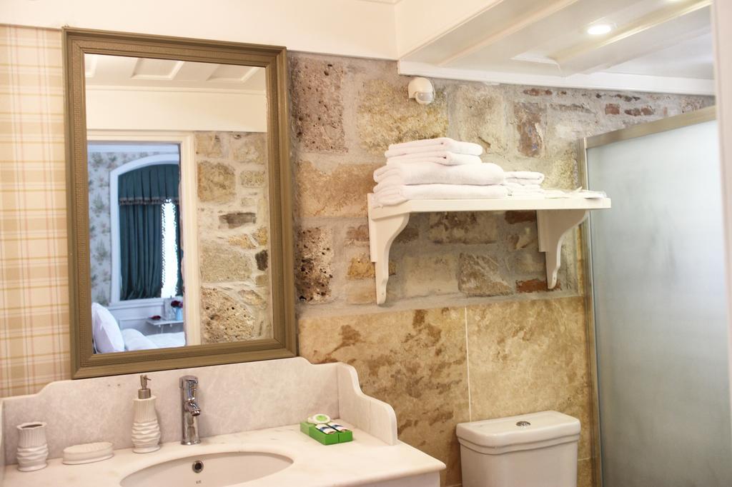 Lola 38 Hotel Фоча Екстер'єр фото