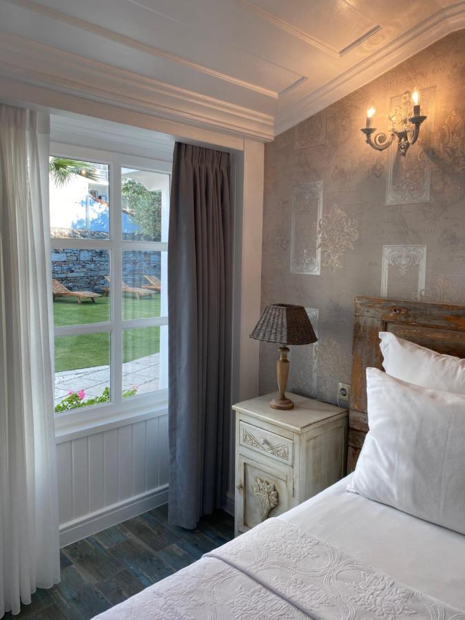 Lola 38 Hotel Фоча Екстер'єр фото